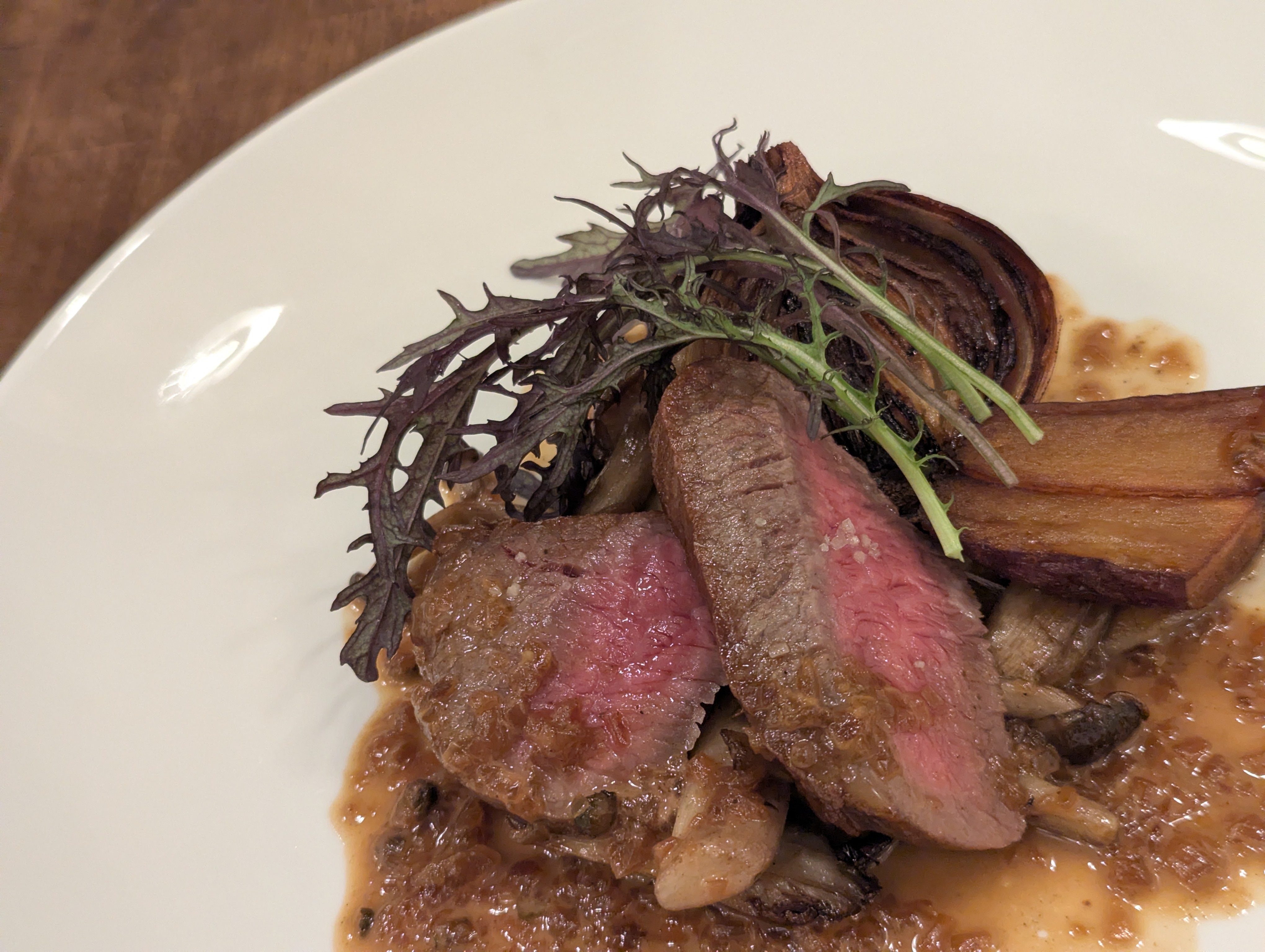 メインディッシュの肉